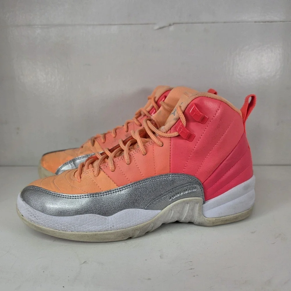 Jordan 12 Retro GS Sunrise Hot Punch Pink Orange‎ 510815-601 Size 6Y Women 7.5